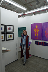 Charlotte Esch nimmt am Stand ihrer Galeristin Rosemarie Bassi an der Kölner Liste teil