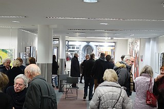 Die Galerie füllt sich