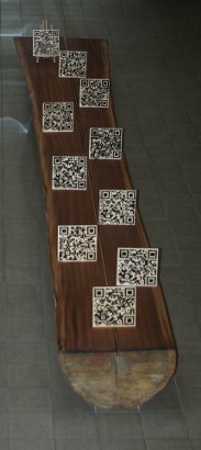 Die Druckstöcke mit QR-Codes von Charlotte Esch